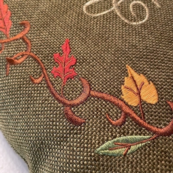 Give Thanks Throw Pillow 🍁🙏🏻🦃🍂 - Picture 10 of 11